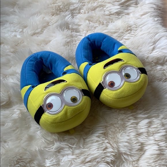 target boys slippers